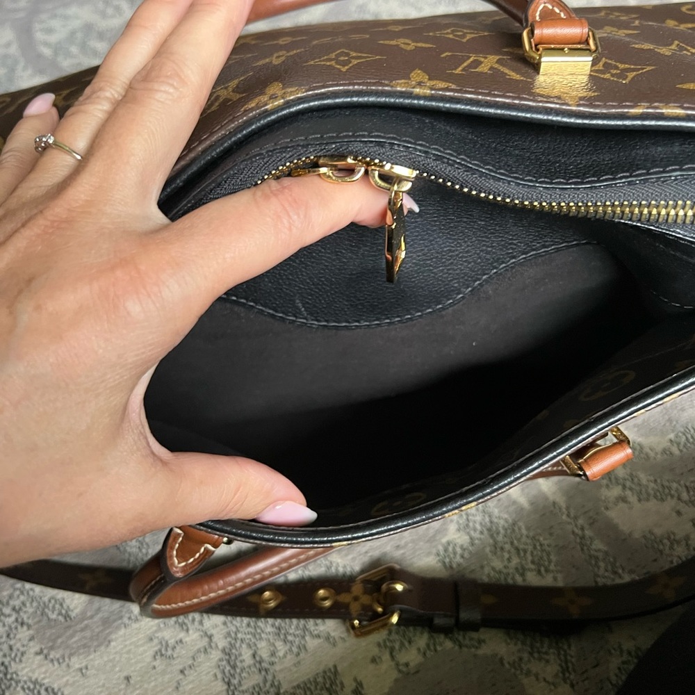 Louis Vuitton Pallas MM Satchel with Strap - All Authentic - Picture 5 of 12